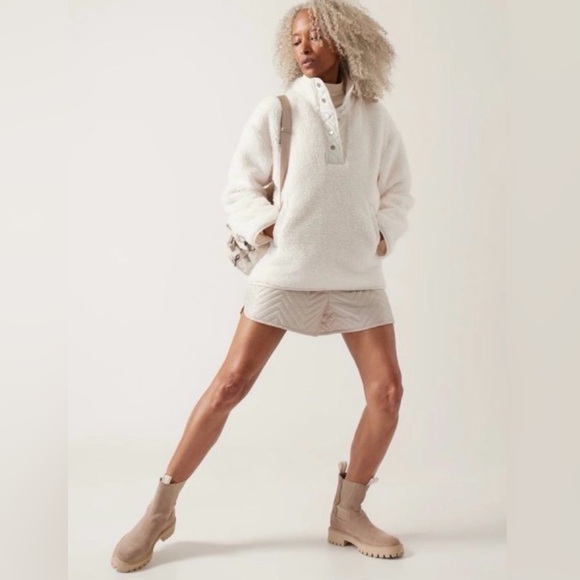 Athleta Cozy Snap Sherpa Sweatshirt Magnolia White Size Large - Picture 3 of 10